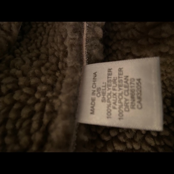 Akemi Vest - Picture 6 of 11